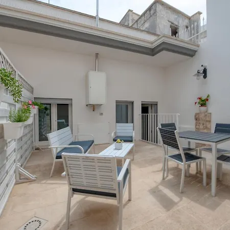 Apartment The Secret Door 12 Cellino San Marco